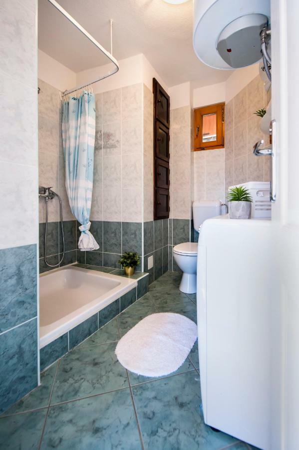 Guesthouse Ancient Stone Rovinj Exterior foto
