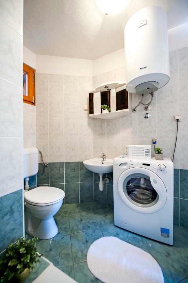 Guesthouse Ancient Stone Rovinj Exterior foto