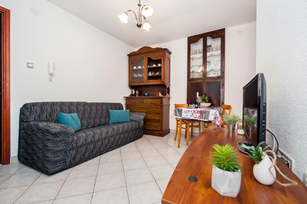 Guesthouse Ancient Stone Rovinj Exterior foto