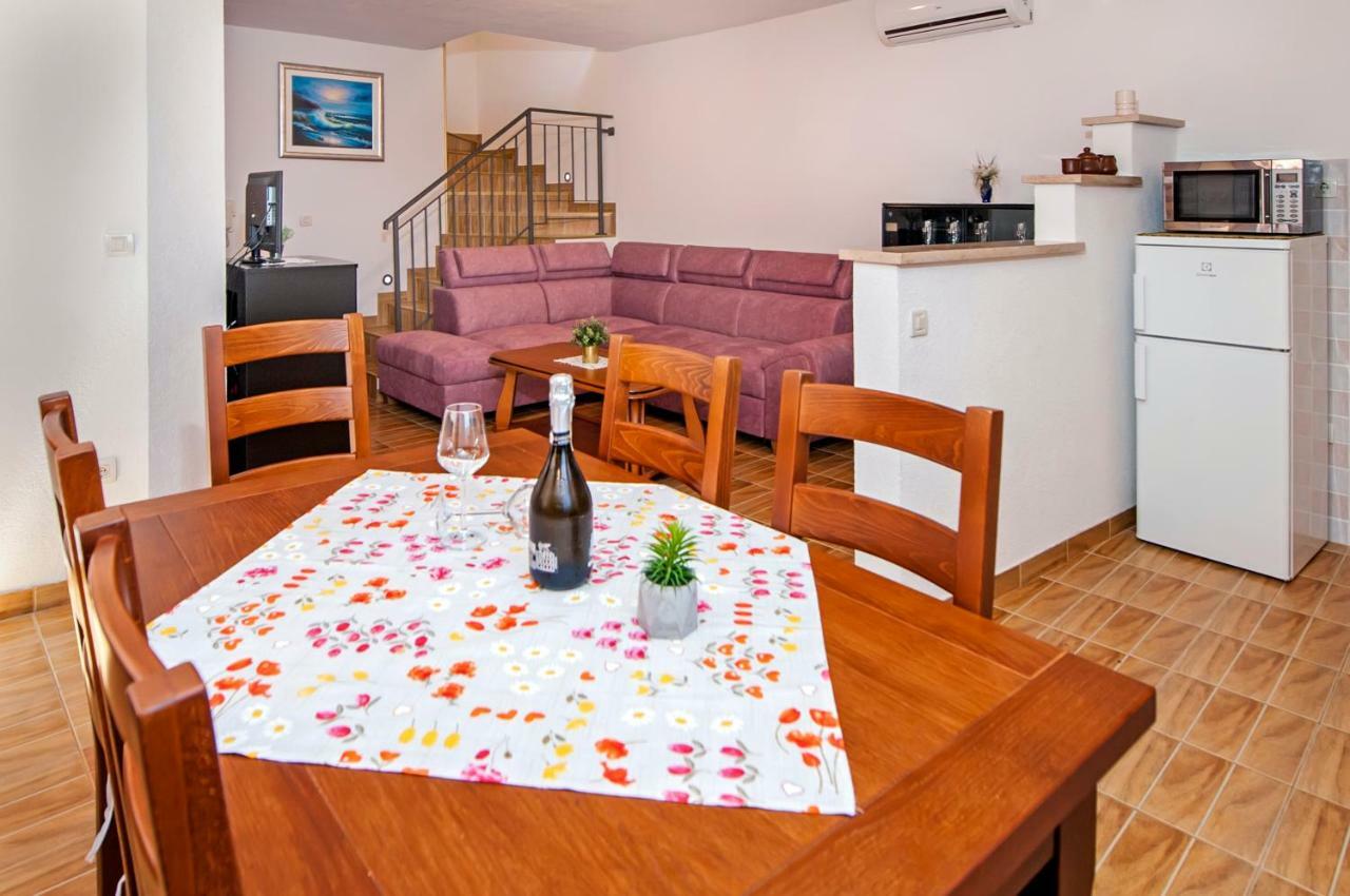 Guesthouse Ancient Stone Rovinj Exterior foto